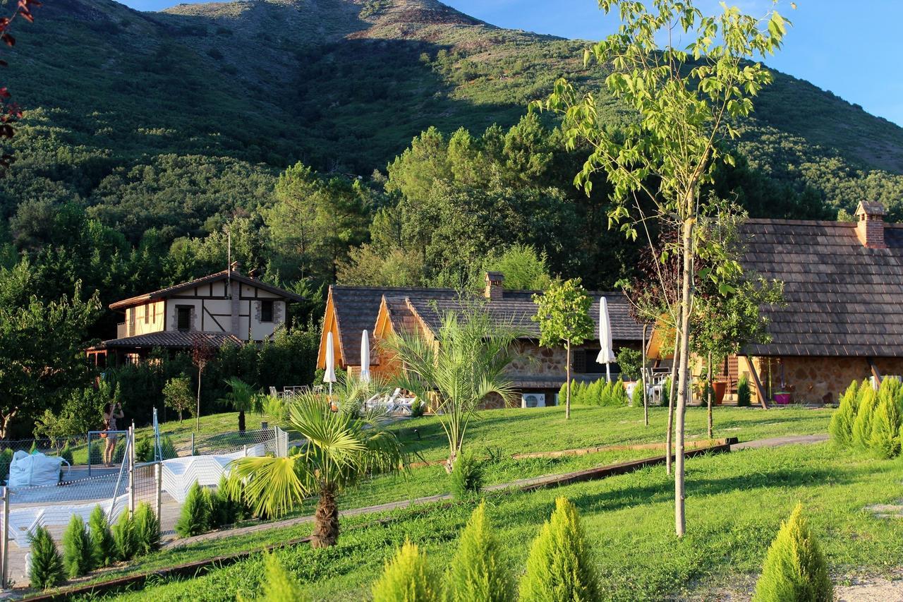 Complejo Rural La Coronilla Guest House Jarandilla de la Vera Bagian luar foto